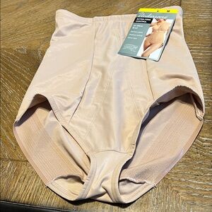 Underscore High-Waist Control Brief Shapewear - Nude (M)